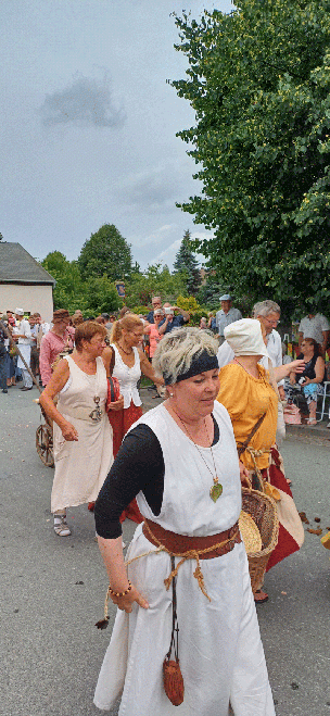 Stadtwache Stolpen e.V. - Der Ursprung des Vereins geht auf das Jahr 1993 zurück.  Damals feierte Stolpen sein 775-jähriges Jubiläum.s